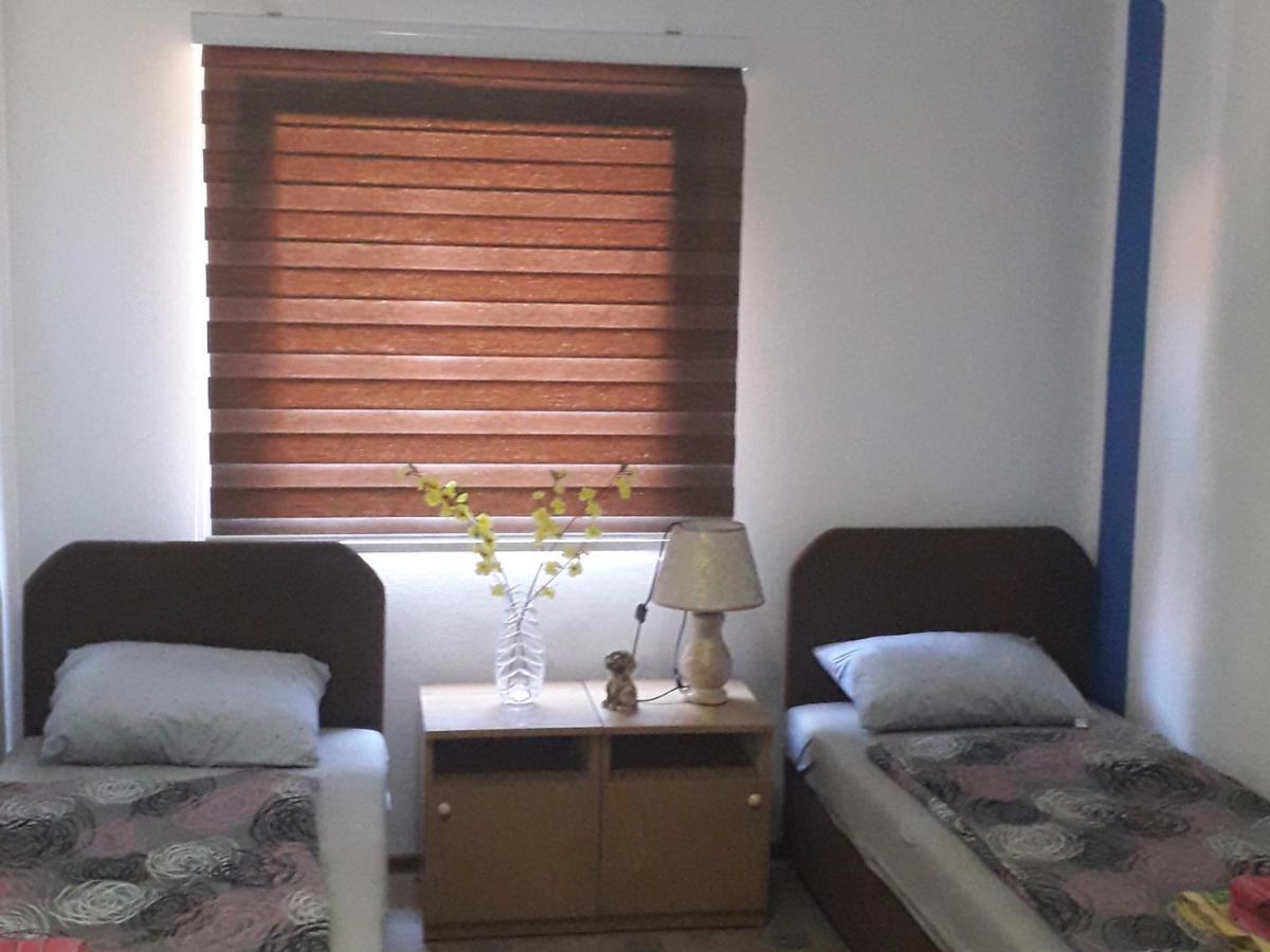 Hostel Topić Banja Luka Zimmer foto